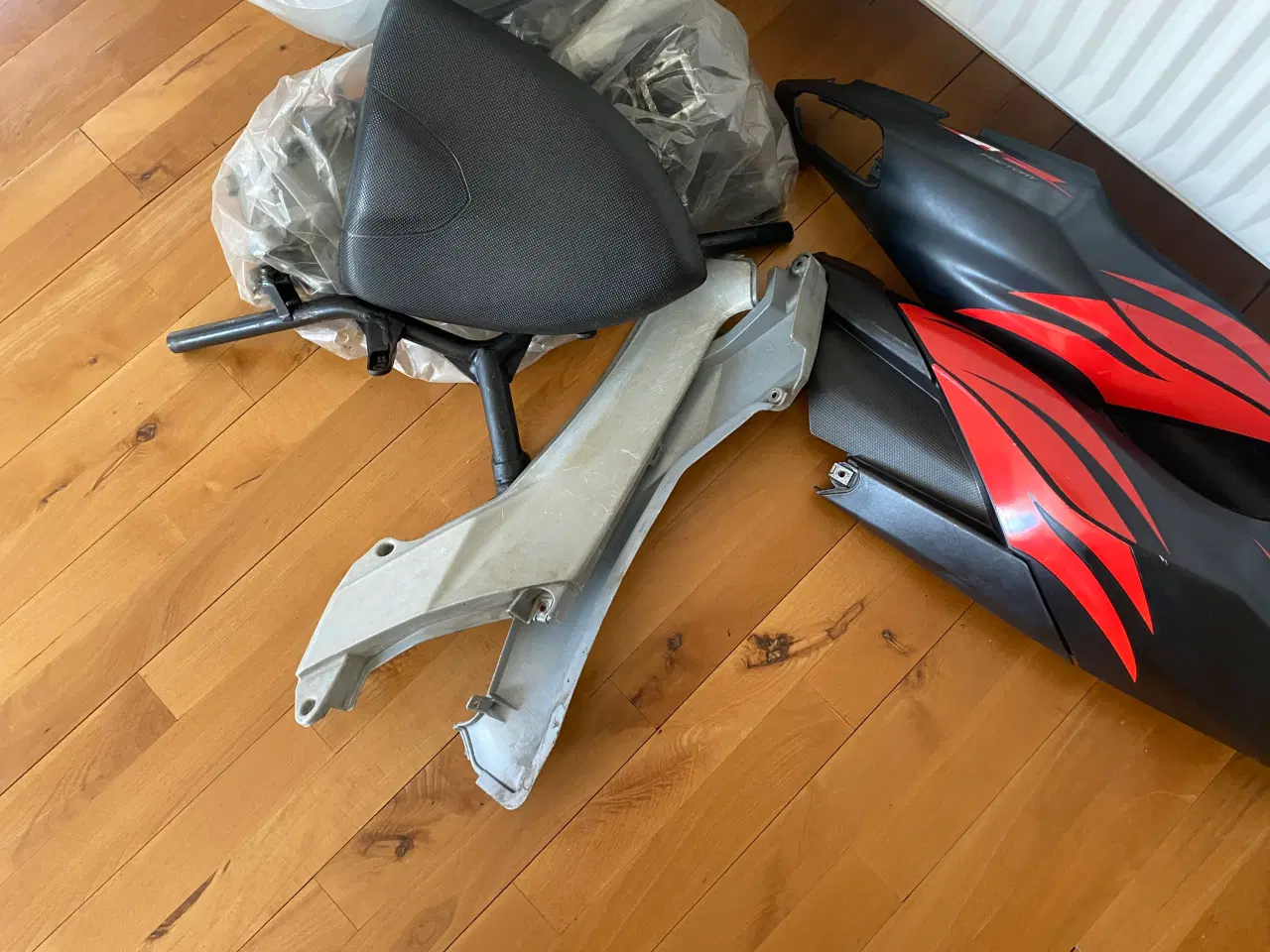 Billede 6 - Aprilla Sr 50 plast dele byd