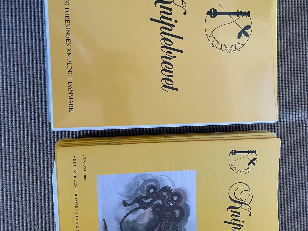 Billede 1 - Knipleblade “Kniplebrevet” fra 2002-2010