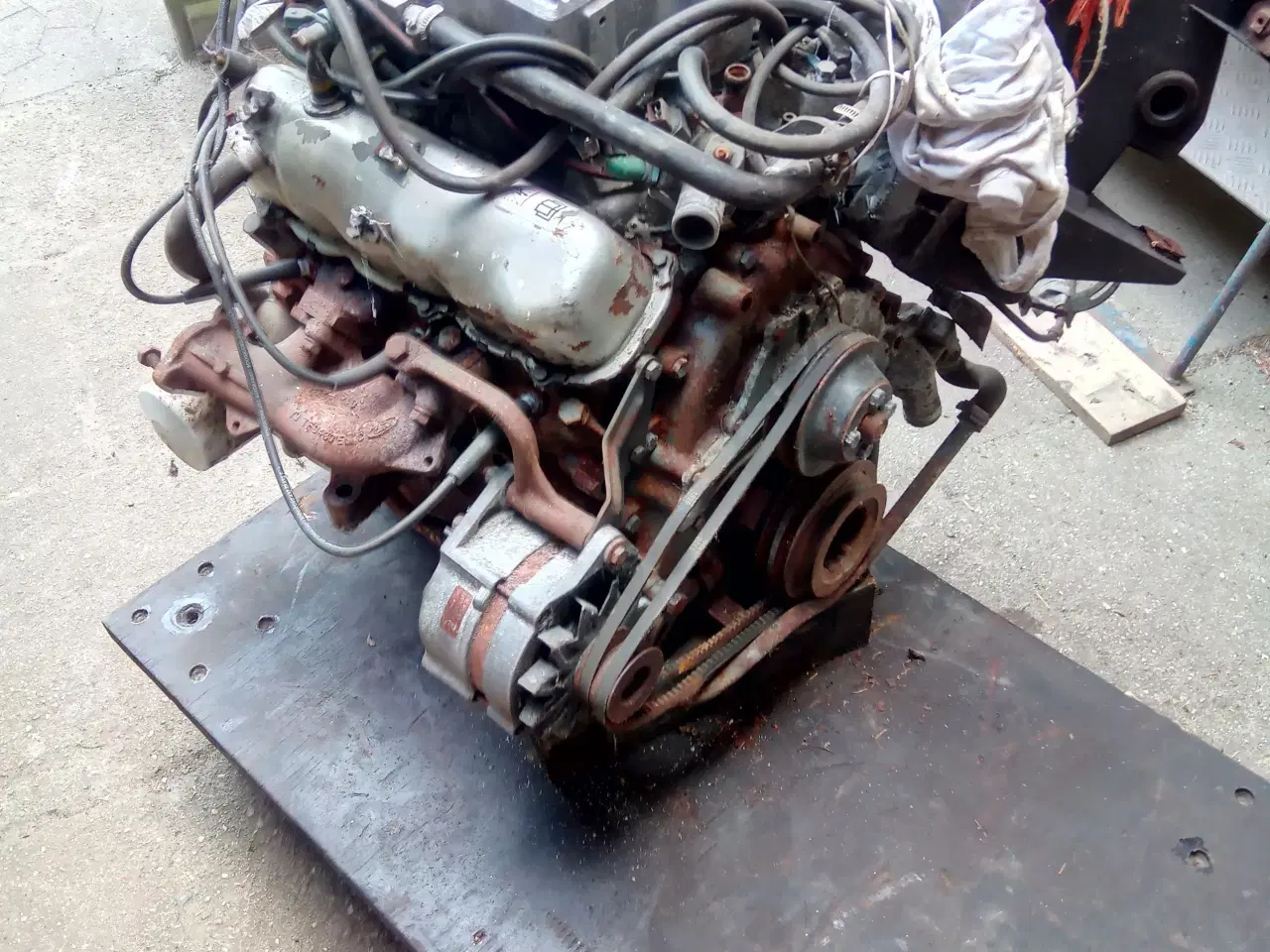 Billede 3 - Ford 2.8 MFI Motor