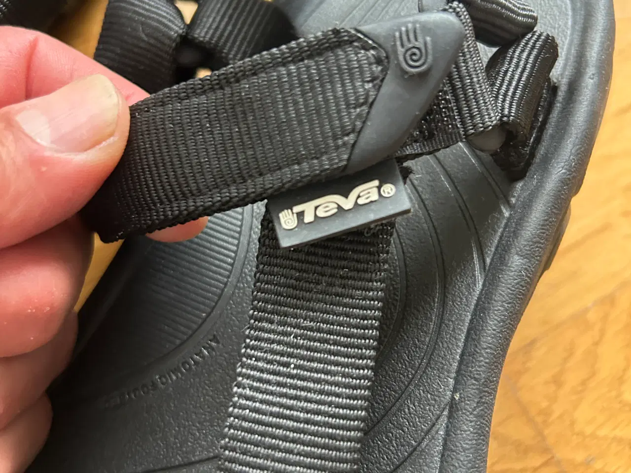 Billede 6 - Ny ubrugt Teva unisex sandaler str. 39