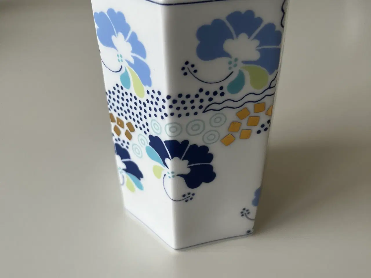 Billede 2 - Bing og Grøndahl, Porcelæn, Skål og fyrfadsstager