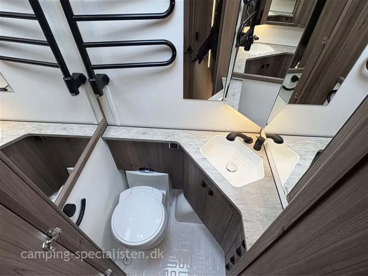 Billede 14 - 2026 - Kabe Ametist GLE B2 KS PREMIUM LINE Kabe Ametist GLE B2 KS Premium Line 2026 - Se den nu hos Camping-Specialisten.dk
