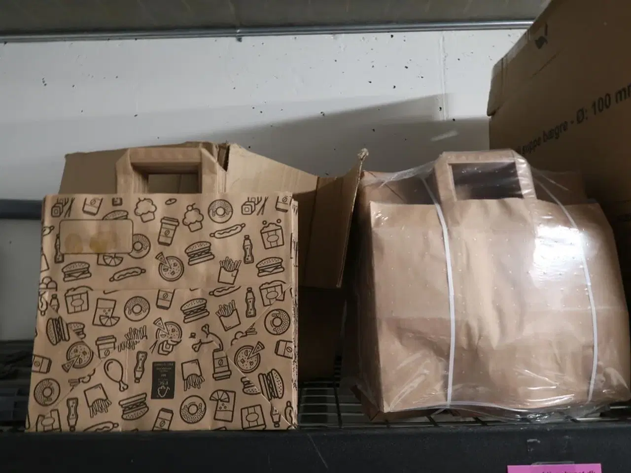 Billede 2 - Stort parti emballage - tøm 2 hylder