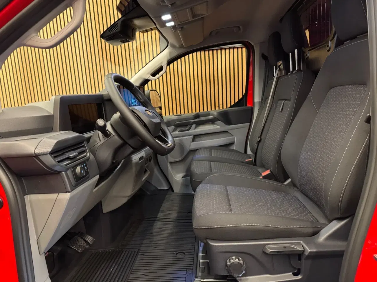 Billede 4 - Ford Transit Custom 320L 2,0 EcoBlue Trend aut.