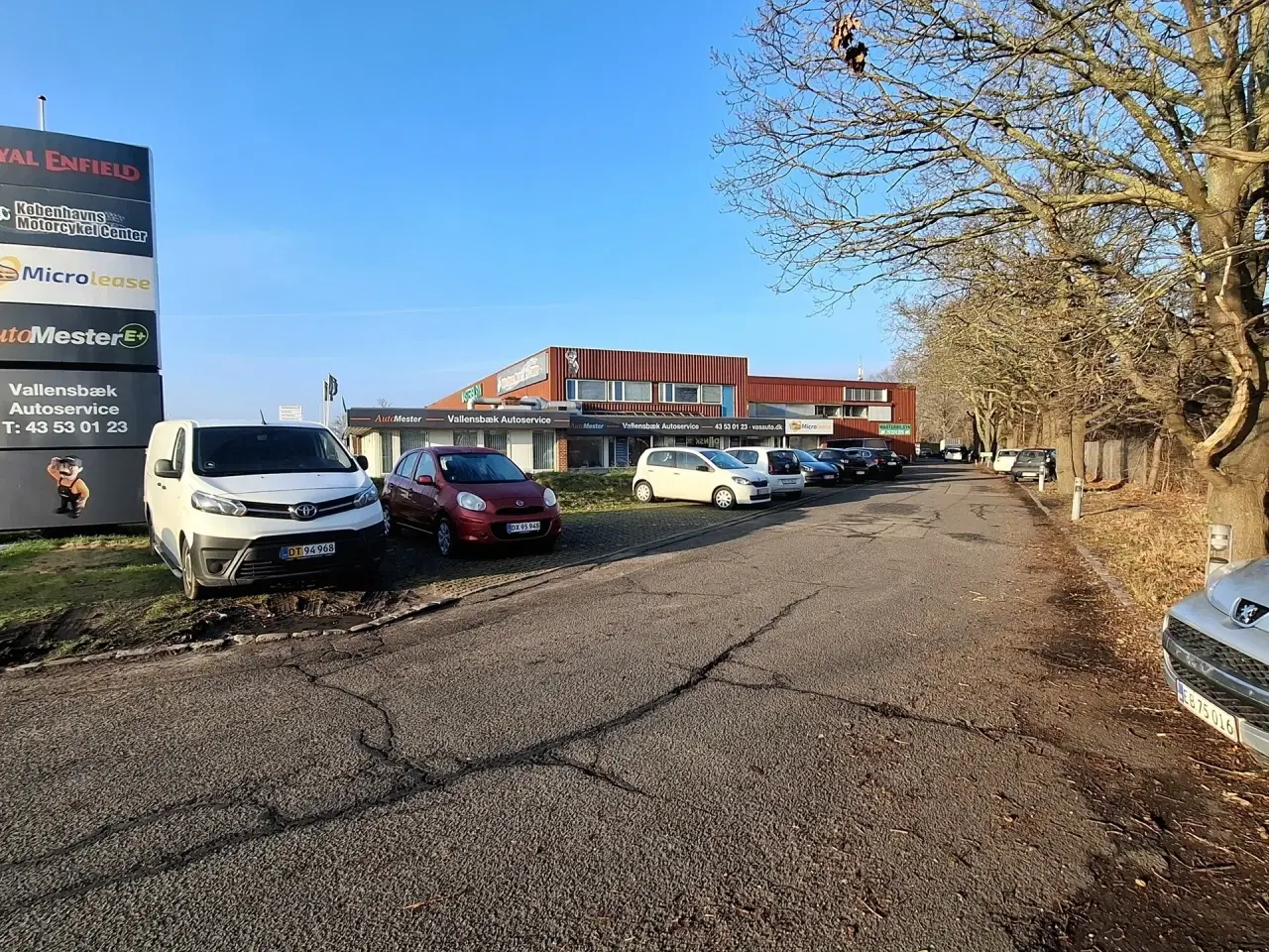 Billede 29 - AUTOVÆRGSTED eller Lager med store Port Centralt beliggende ved 2 motorvejstilkørsler.