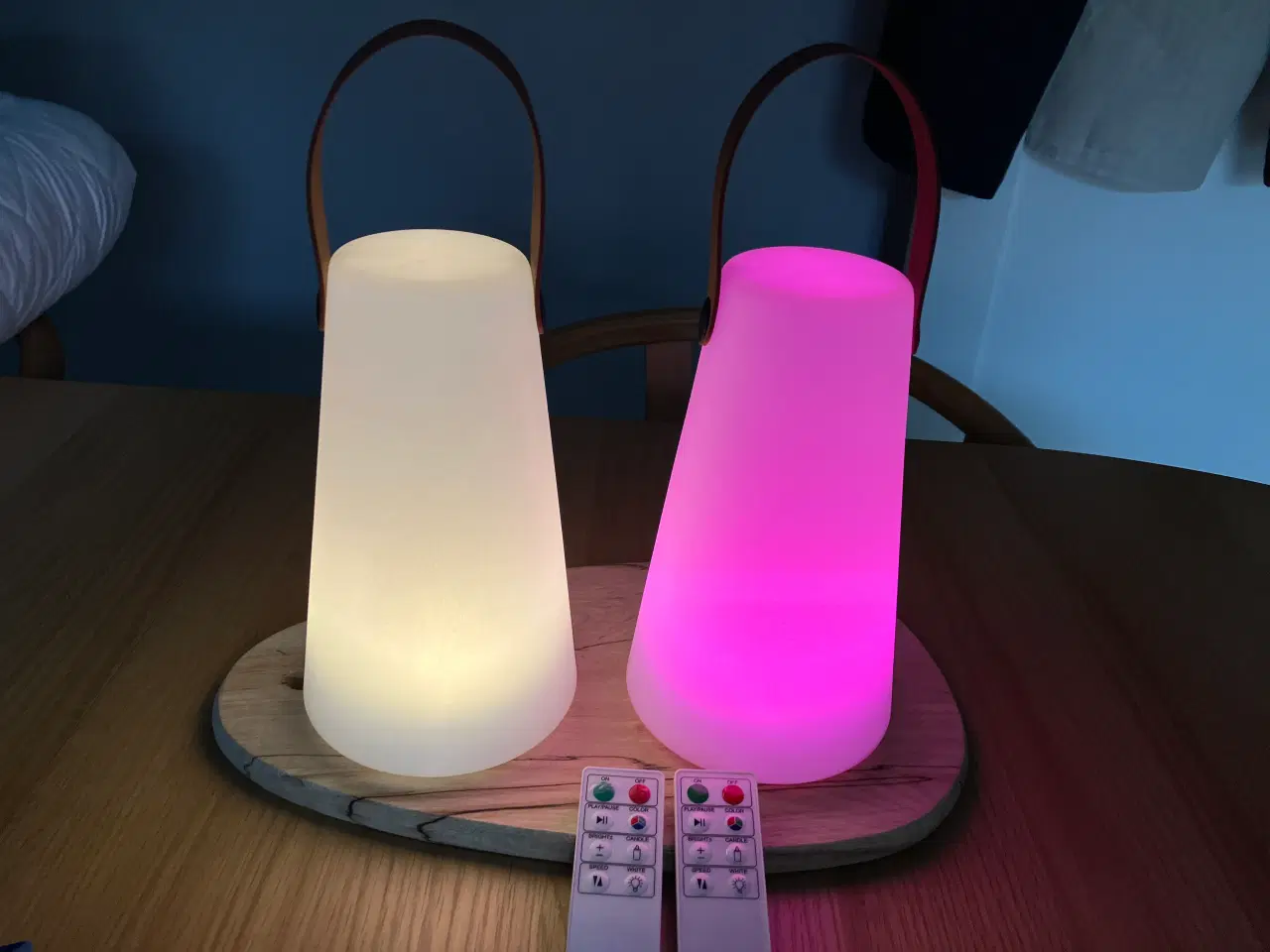 Billede 3 - Genopladelige lamper (hård plast)