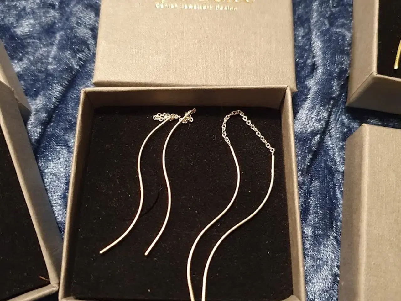 Billede 3 - Flotte øreringe - øretråde - Aqua Dulce