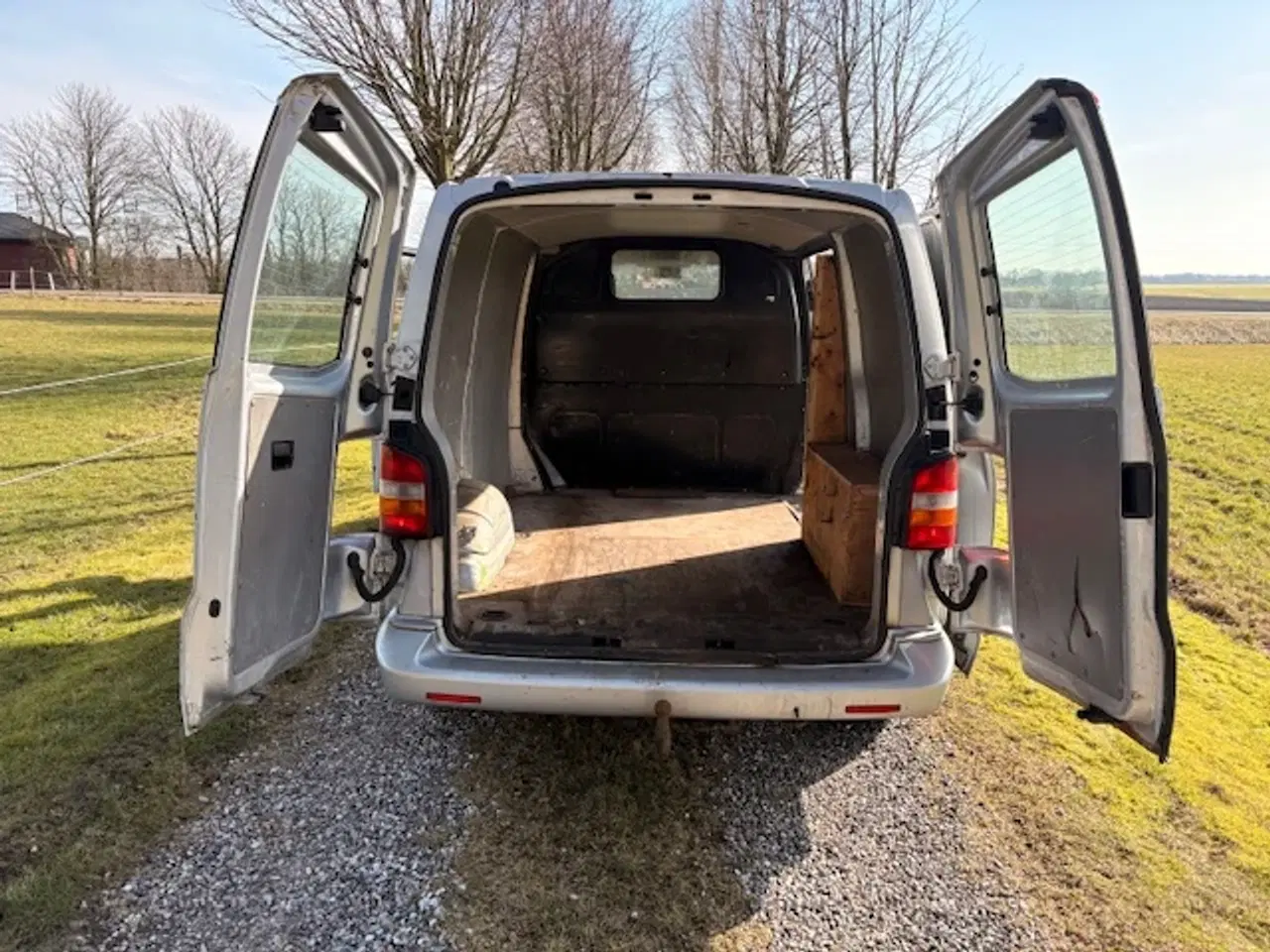 Billede 5 - VW Transporter 2,5 TDi 130 Kassevogn aut. Nysynet