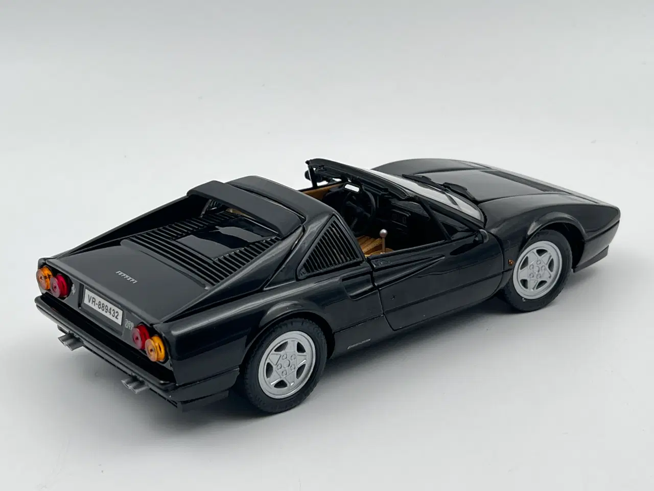 Billede 3 - 1985 Ferrari 328 GTS 3,2 l. V8 - 1:18