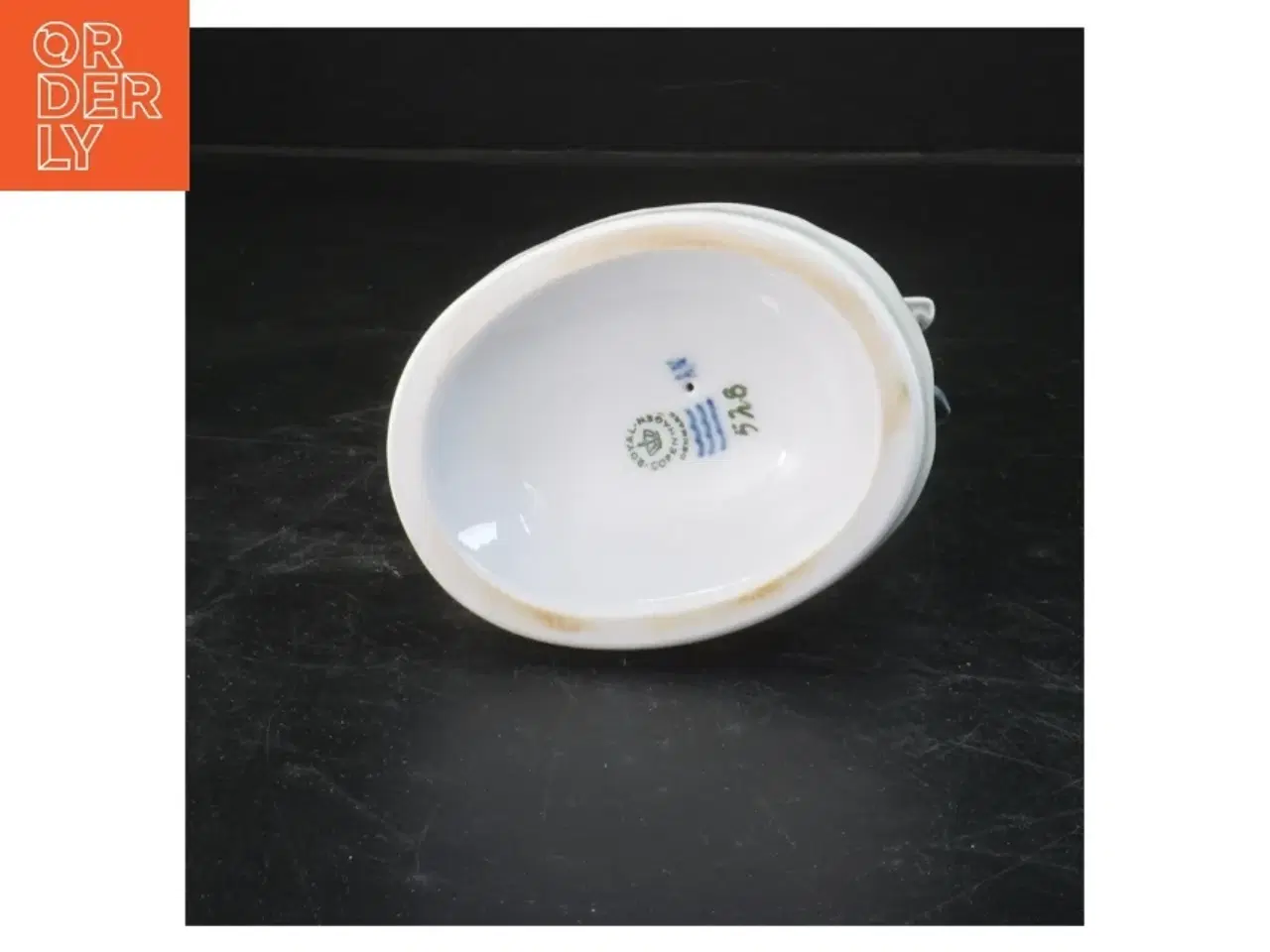 Billede 2 - Porcelænsfigur af kvinde med gås fra Royal Copenhagen (str. 19 cm)