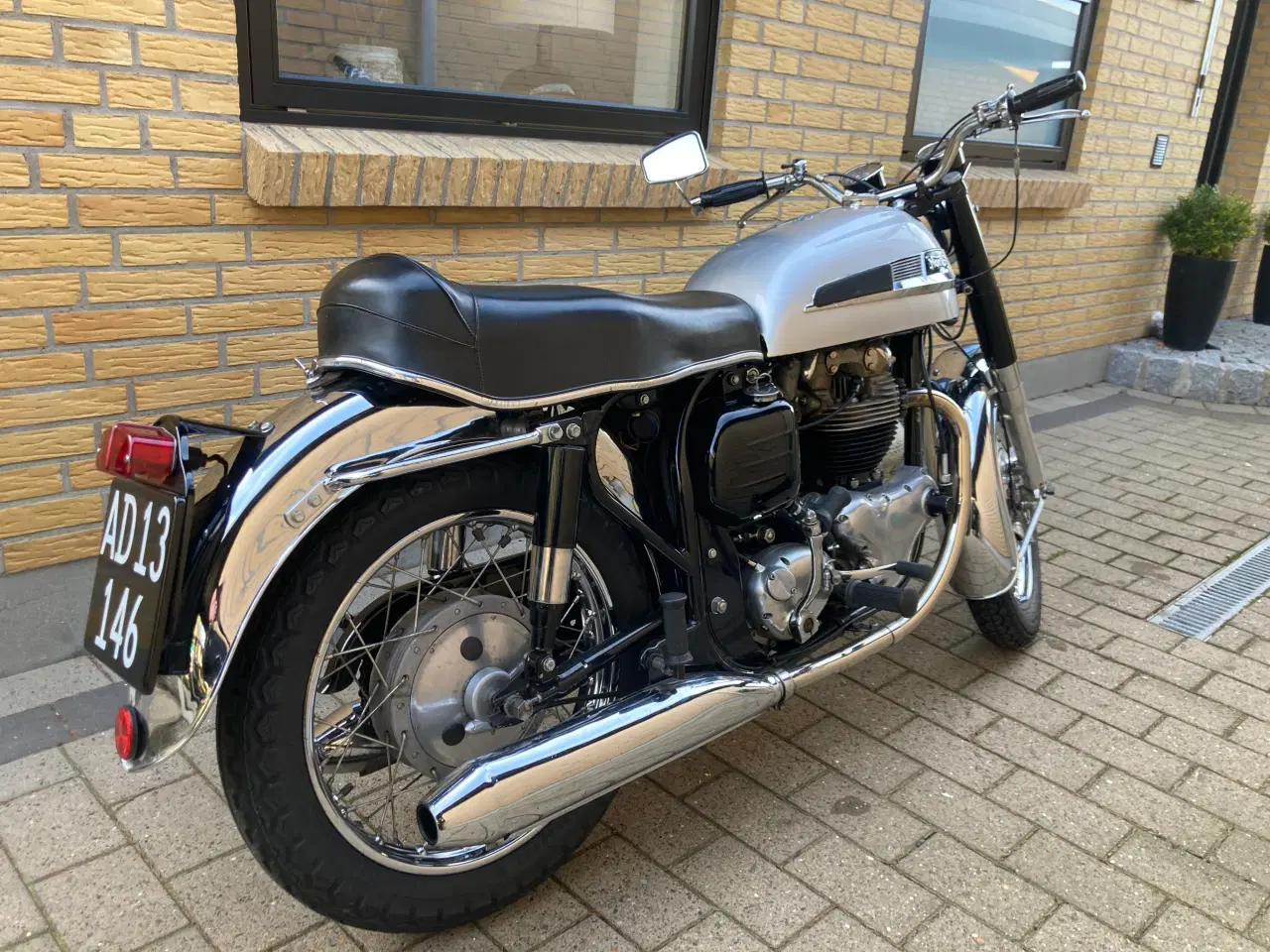 Billede 8 - Norton 650ss dobbelt kab.Featherbed stel.