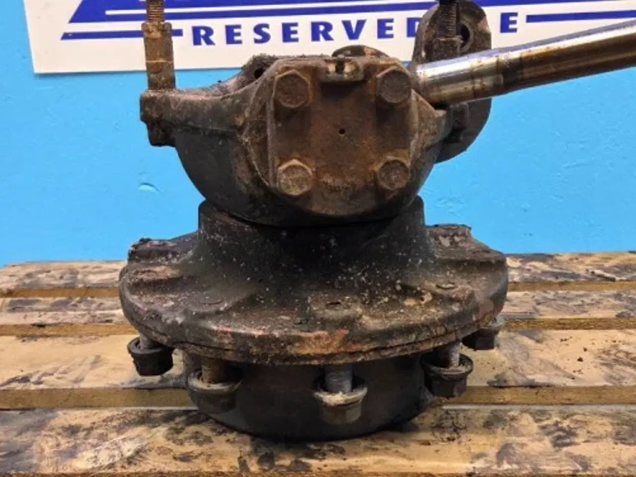 Billede 7 - New Holland LB115B Hjulnav R. 85825029