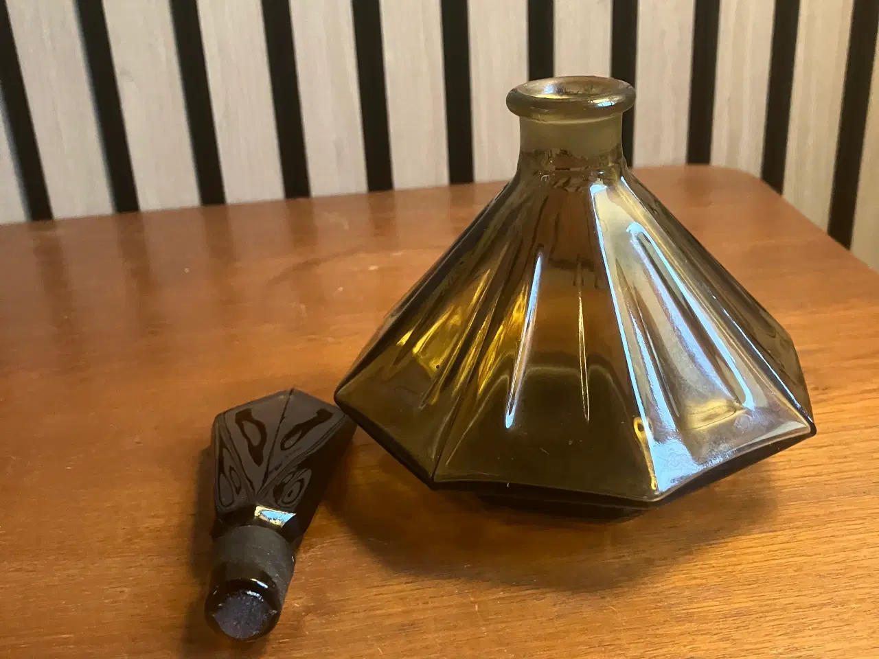 Billede 3 - Røgfarvet parfumeflakon 