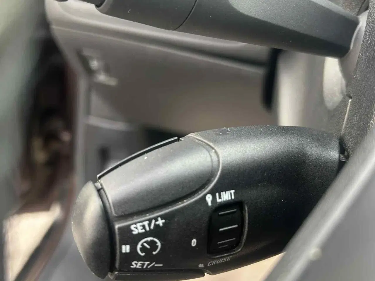 Billede 17 - Peugeot 2008 1,2 VTi 82 Active Sky