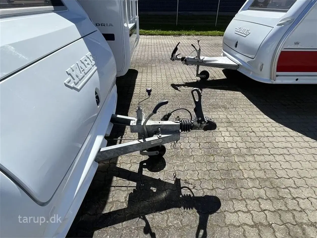 Billede 4 - 2011 - Kabe Royal 560 XL KS   mover, rundsiddegruppe, ALDE centralvarme, skind i siddegruppe, vandbåren gulvvarme, køleskab, stabilisator, fransk dobbeltseng