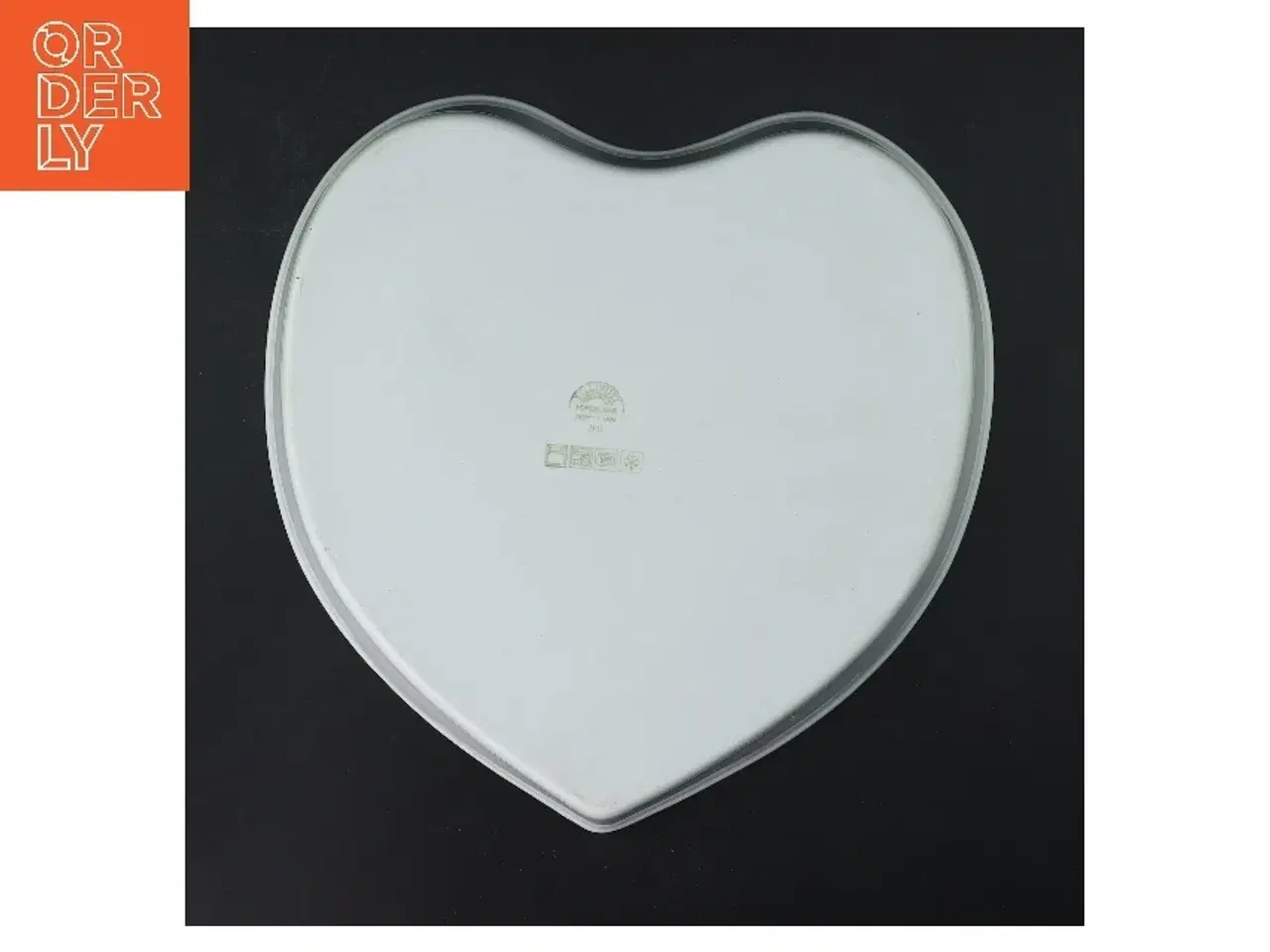 Billede 3 - Hjerteformet serveringsfad fra Pillivuyt (str. 26 cm)