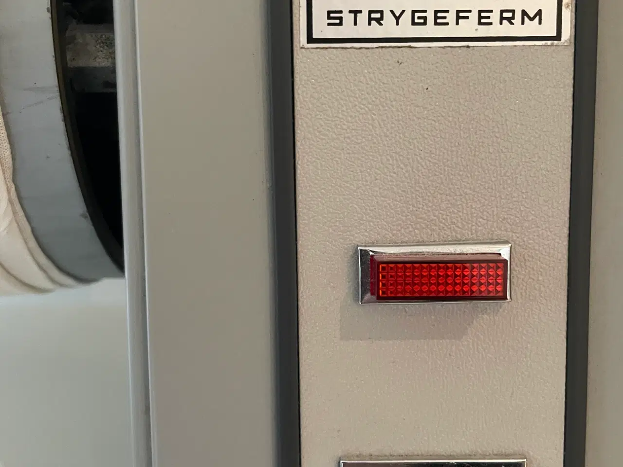 Billede 3 - Vølund Strygerulle kan afhentes gratis.