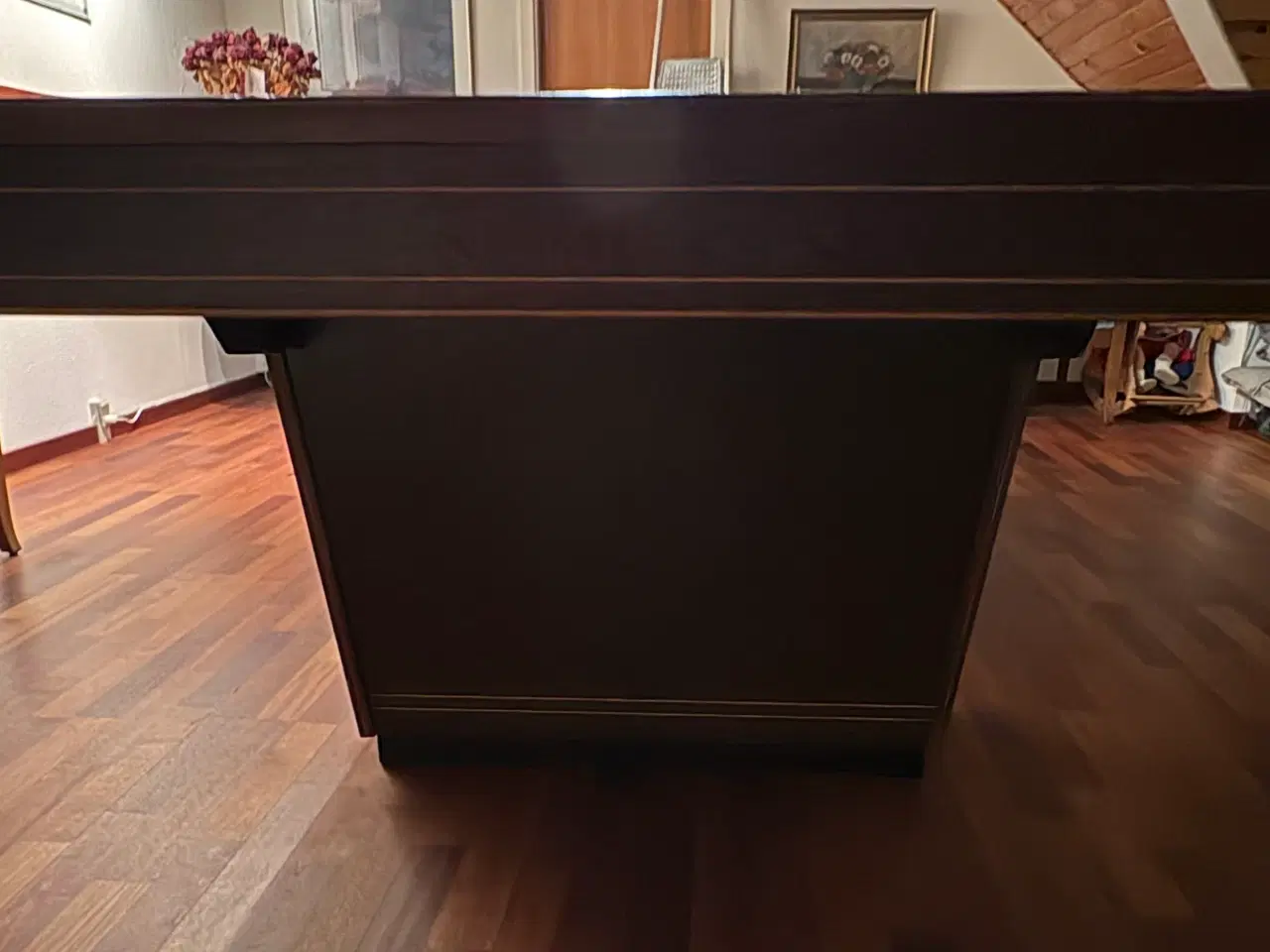 Billede 2 - Komplet billardbord inkl. lamper og alt tilbehør