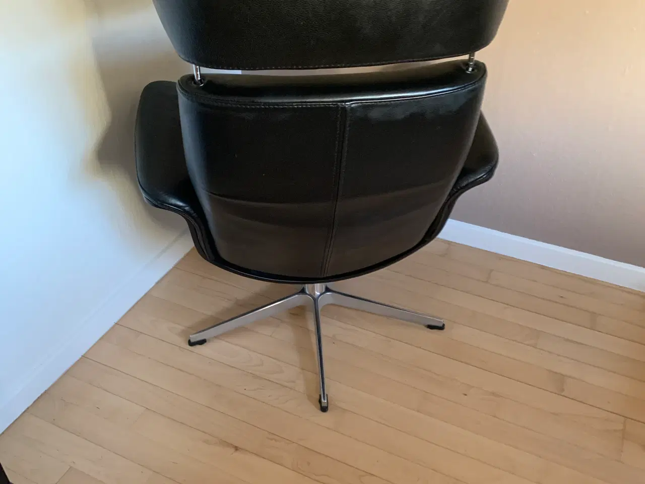 Billede 3 - Lænestol med Fodskammel sort læder