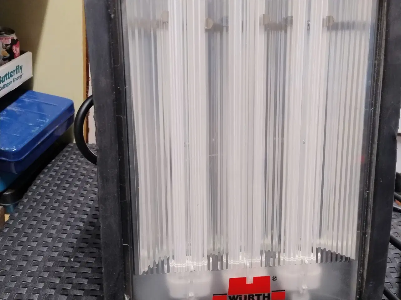 Billede 1 - Würth arbejdslampe - ny med 3 stik bagpå