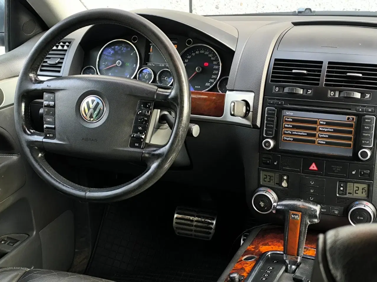 Billede 7 - VW Touareg 5,0 TDi Tiptr. 4Motion Van