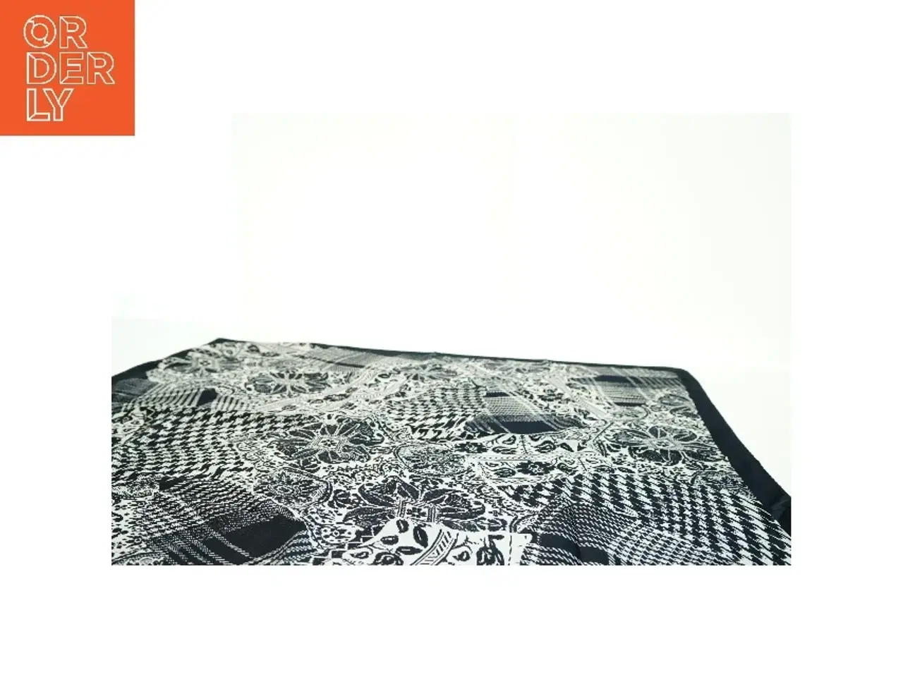 Billede 8 - Sort og hvidt mønstret tørklæde (str. 87 x 90 cm)