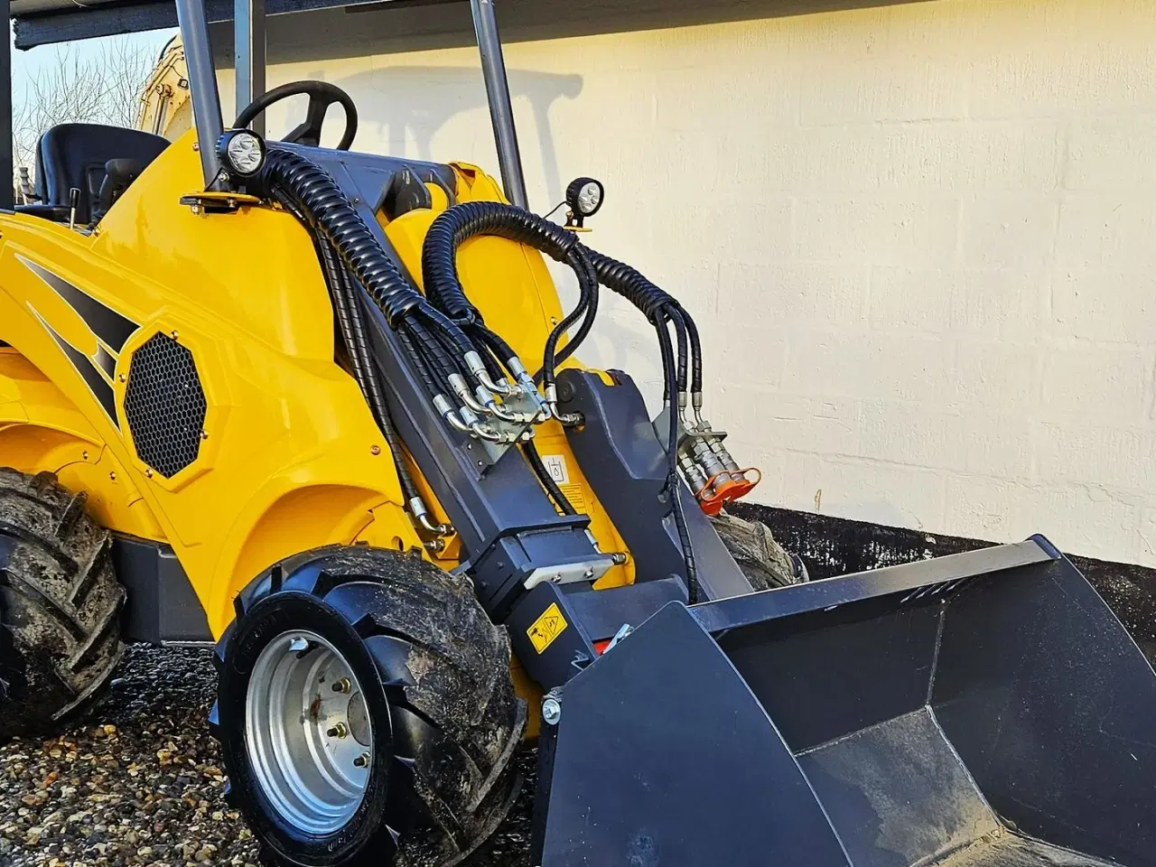 Billede 5 - Eurotrac T11 / fabriksny / teleskoparm / Kubota motor