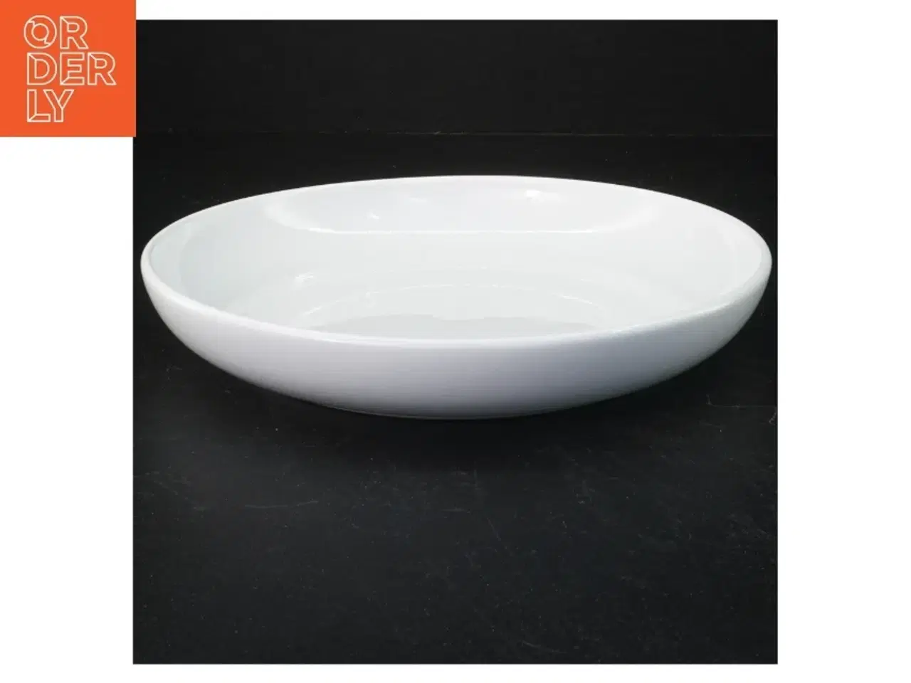 Billede 1 - Hvid porcelænstallerken fra IKEA (str. 23 cm)