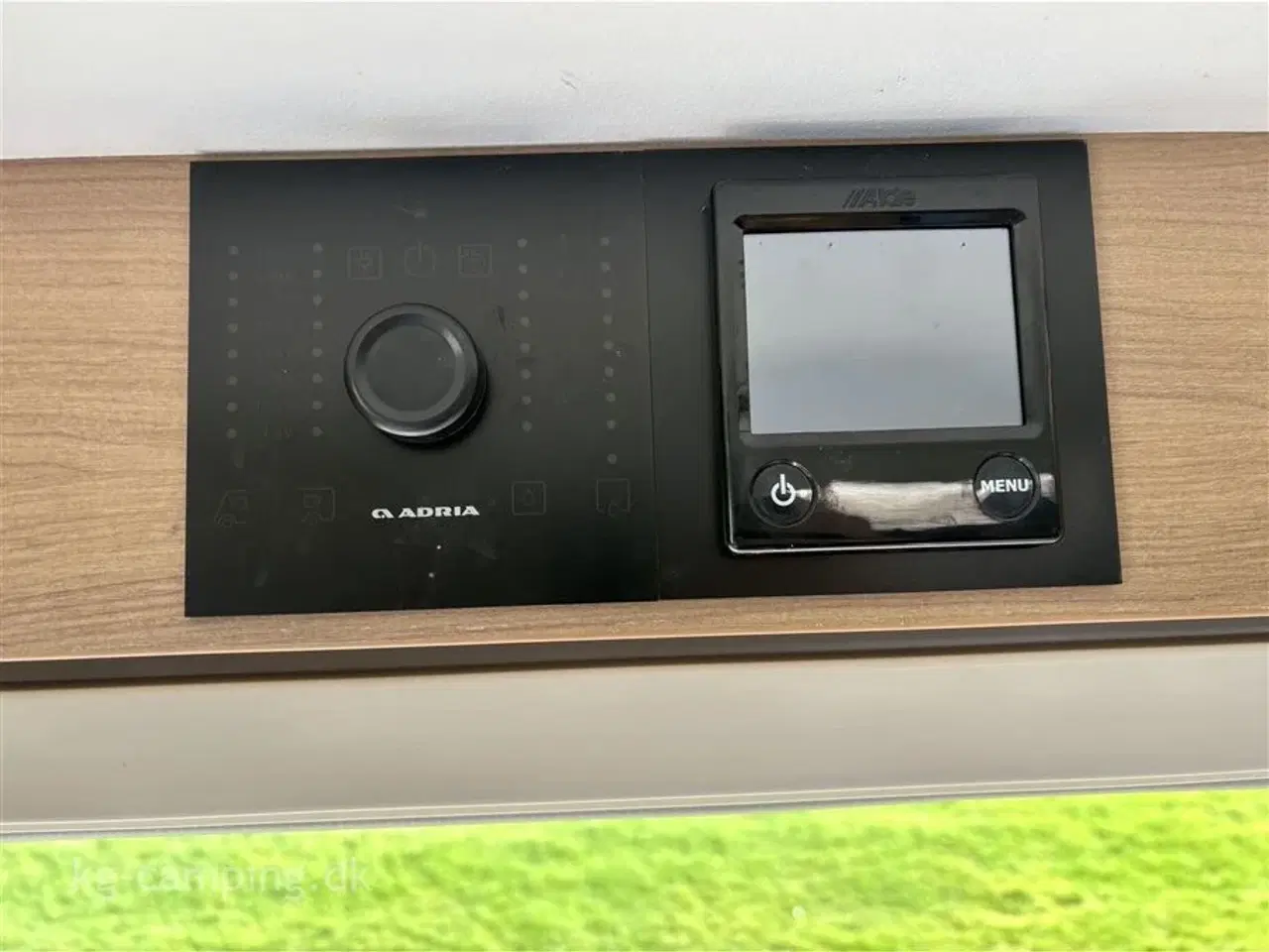 Billede 14 - 2016 - Adria Adora 522 UP ALDE   Centralvarme, Mover, Aircon og Isabella Sun Shine Plus.