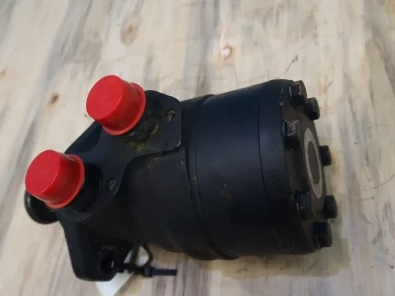 Billede 4 - New Holland 760CG 35Ft Hidraulik Motor 84443777