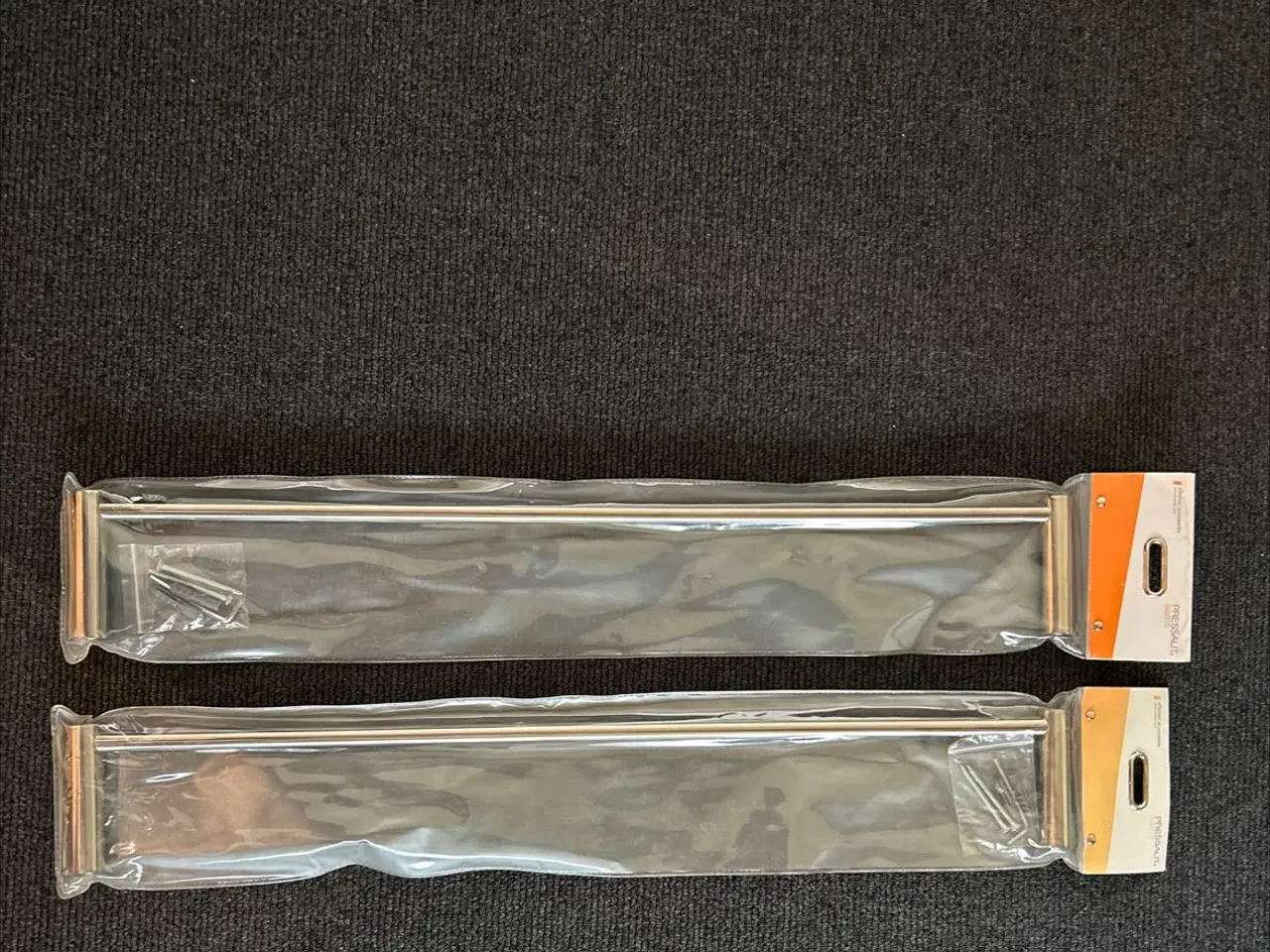 Billede 3 - Håndklædestænger fra Pressalit - NYE