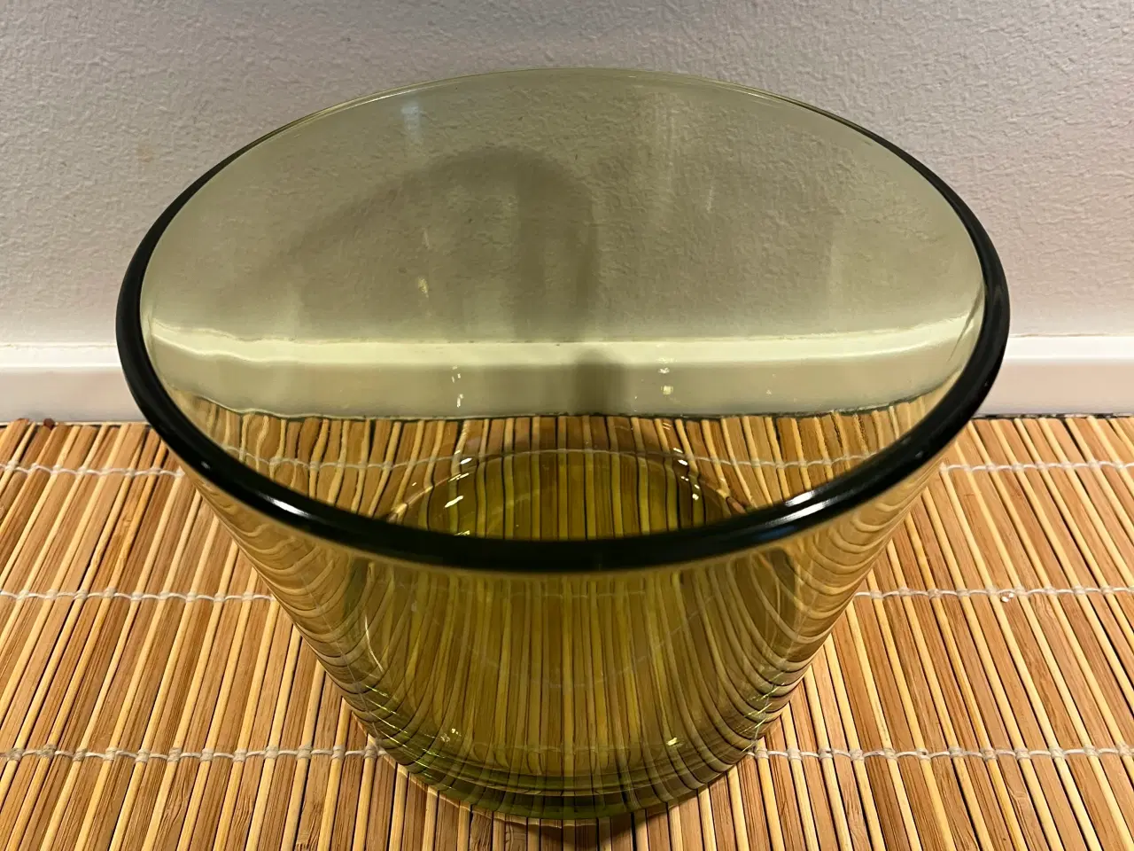 Billede 1 - Grøn glasskål i tykt glas