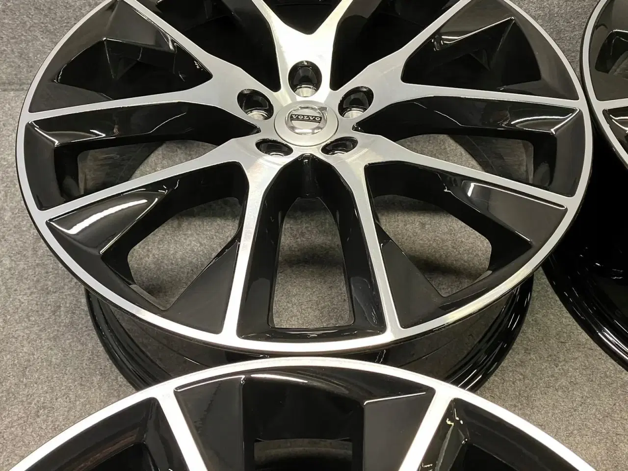 Billede 2 - ALUFÆLGE VOLVO V90 S90 20"