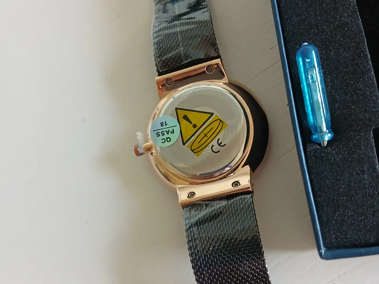 Billede 3 - Lige fashion herre kuksus kvarts armbånds ur (U7)