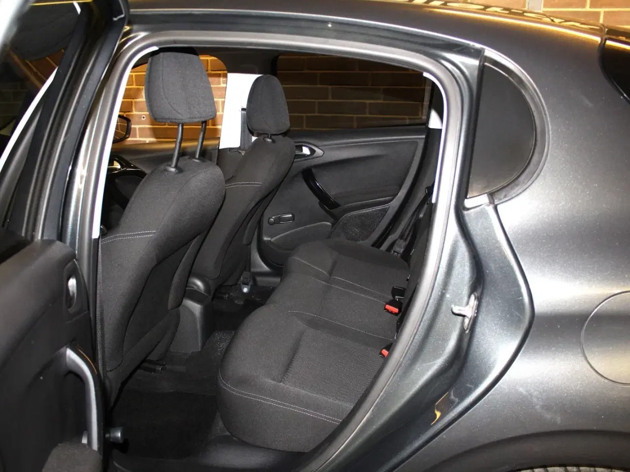 Billede 5 - Peugeot 208 1,6 BlueHDi 100 Active