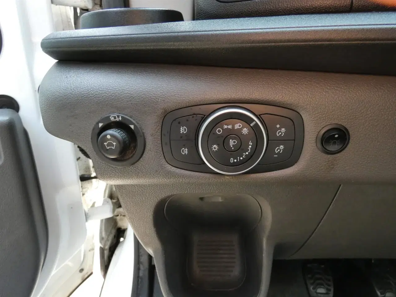 Billede 14 - Ford Transit 350 L3H1 2,0 TDCi Trend RWD 170HK Ladv./Chas. 6g