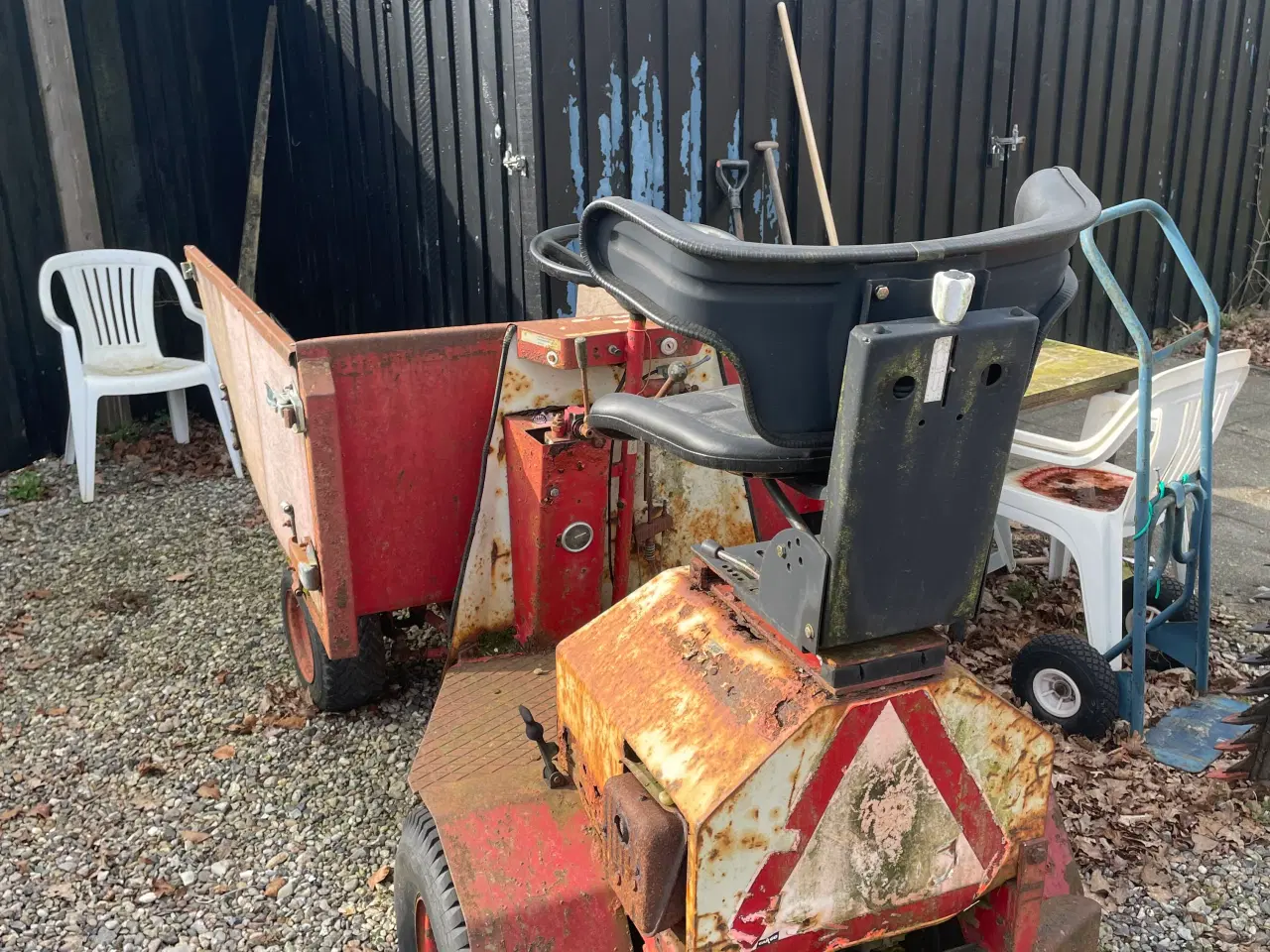 Billede 2 - Farmertruck kirkegårdstraktor