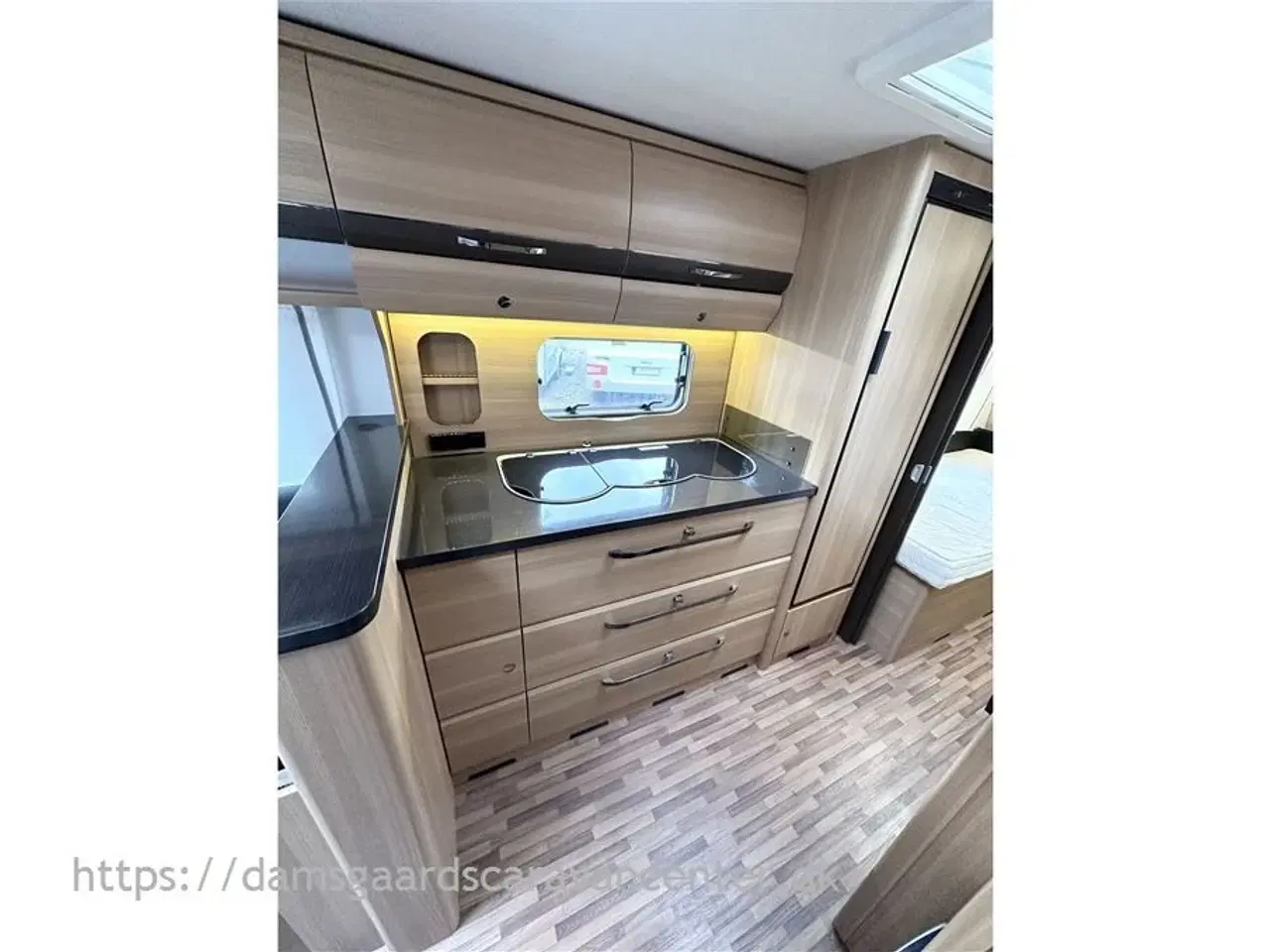 Billede 11 - 2016 - LMC Musica 520 E   Enkeltsenge - Mover - Gulvvarme