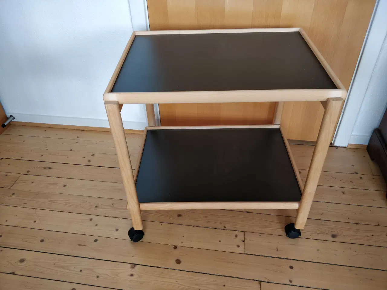 Billede 3 - Bakkebord