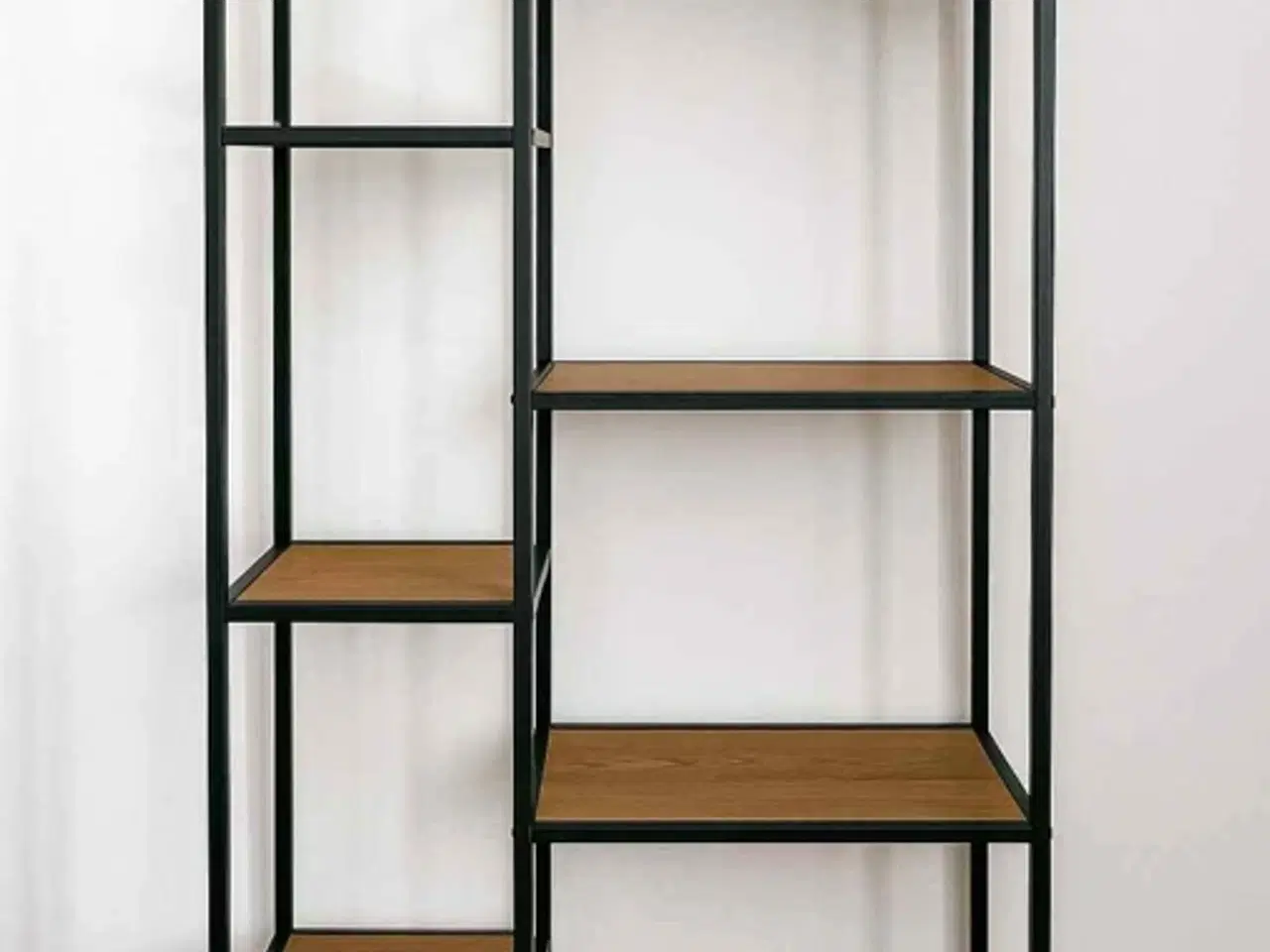 Billede 2 - Reol TRAPPEDAL 7 hylder