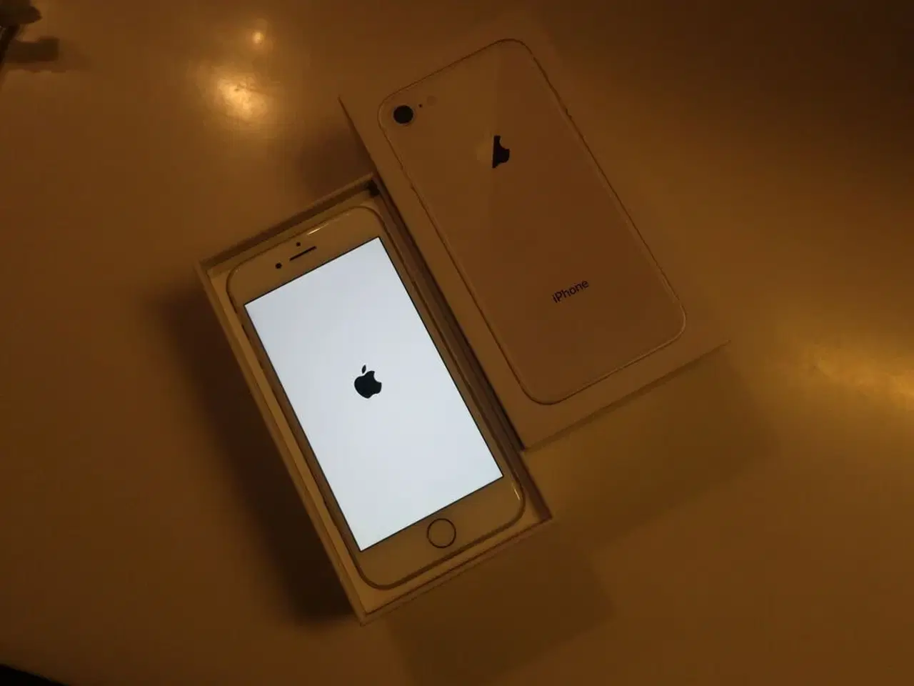 Billede 5 - Smartphone iPhone 8 64 GB inkl. emballage