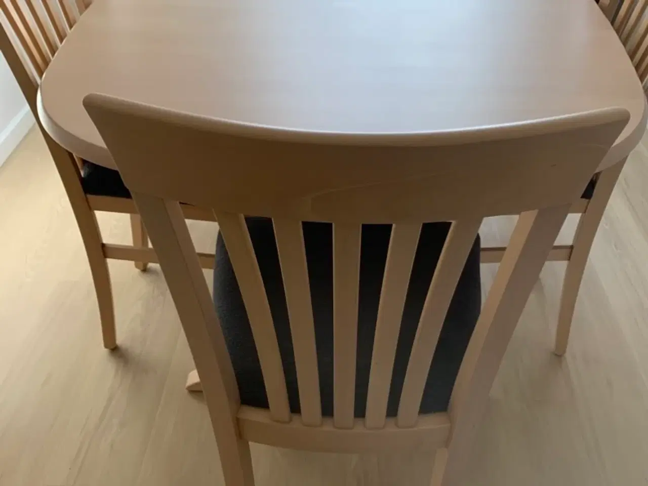 Billede 1 - Sofabord lakeret bøg m/udtræk