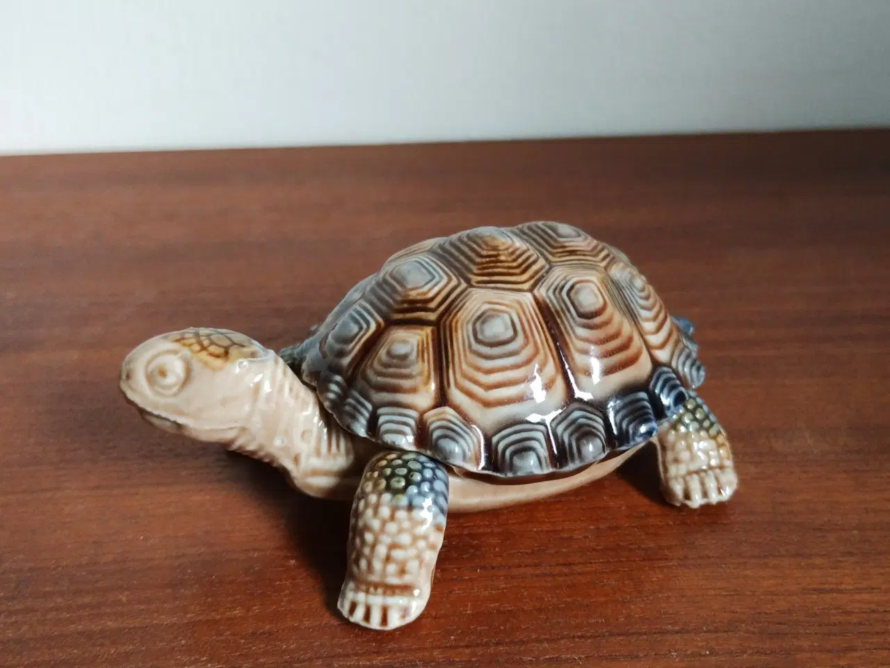 Billede 2 - Wade England porcelæns skildpadde.