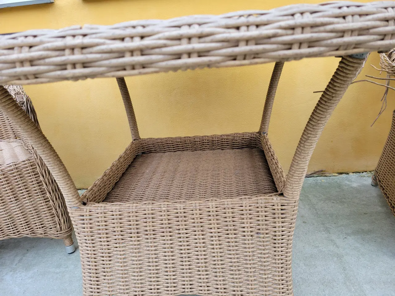 Billede 3 - Havebordssæt sælges billigt.