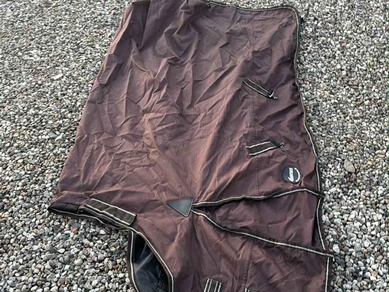 Billede 1 - Overgangs / regn liner / hals str 135