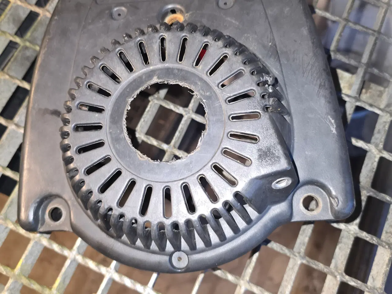 Billede 3 - Søger Rekylstarter til Alpina/Stiga plæneklippe