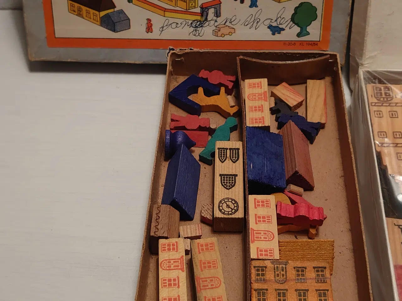 Billede 2 - Erzgebirge:Saml selv miniature byer.1 i org. æske