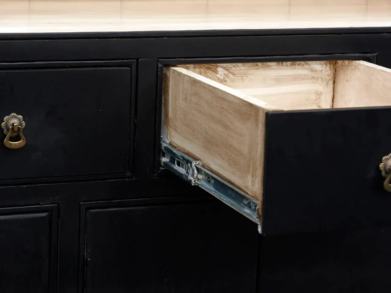 Billede 5 - Nyt Skab i træ