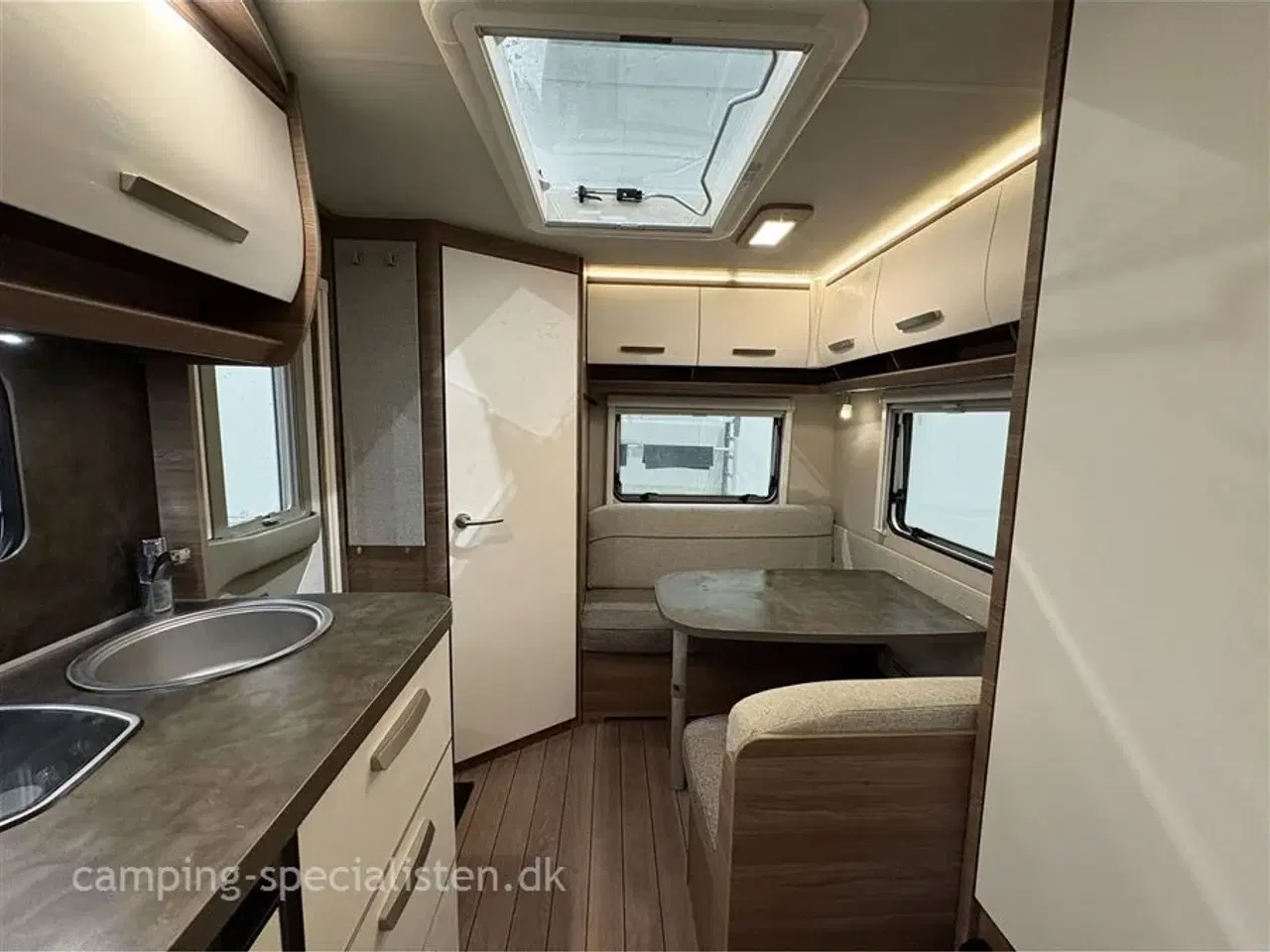 Billede 10 - 2019 - Knaus Sport 400 QD Silver Selection   Den perfekte rejsevogn - Knaus Sport 400 QD Silver Selection fra 2019 - Kan nu opleves hos Camping-Specialisten i Silkeborg