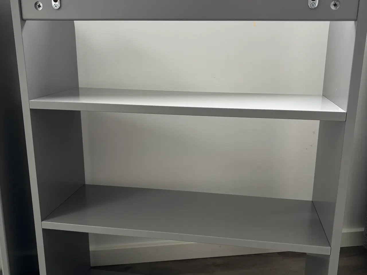 Billede 4 - Fin Flexa reol til børneværelset